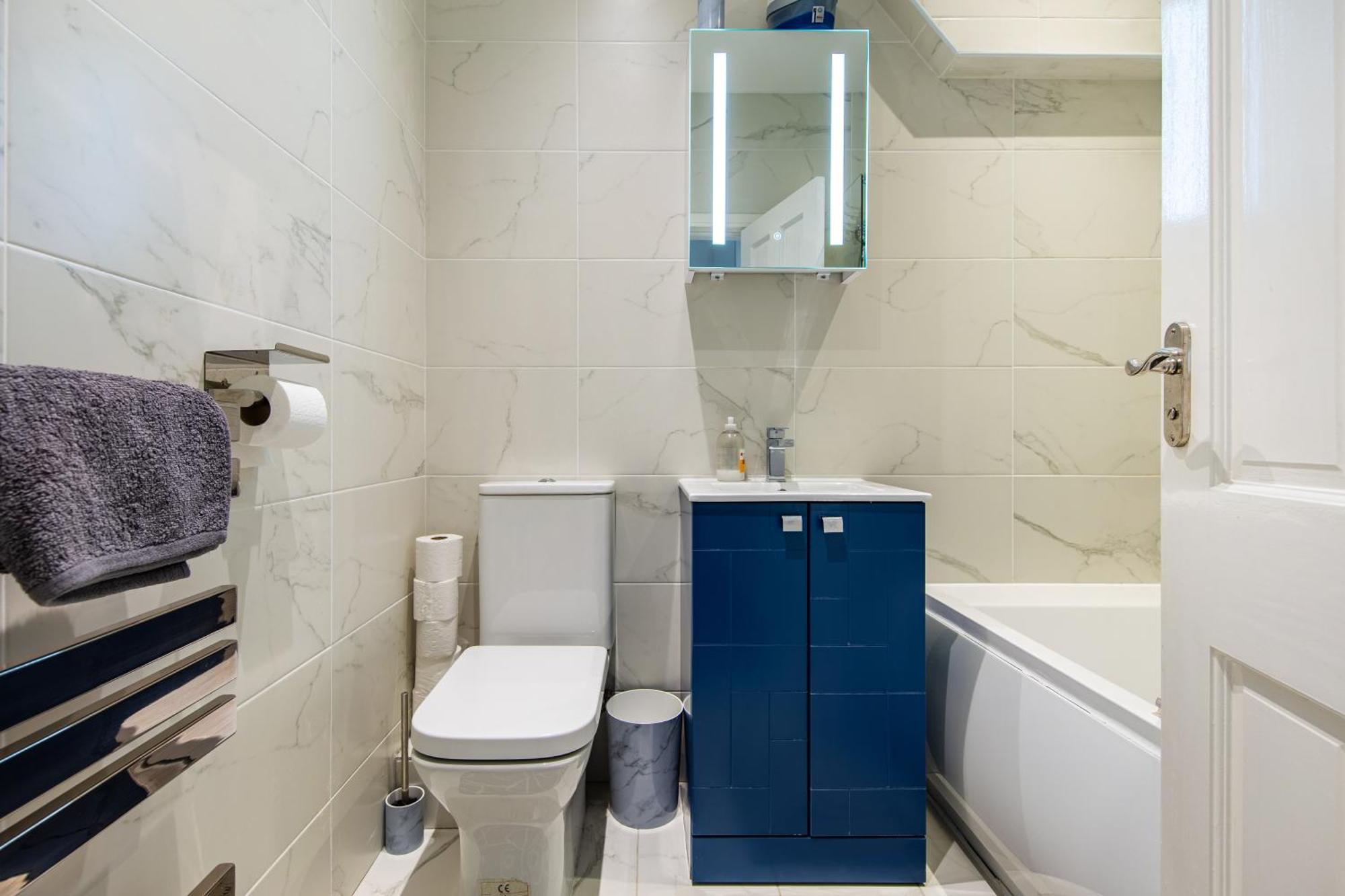 Cosy 1 Bed Apartment With Free Parking Close To Underground Station Zone 2 For Quick Access To Central London Up To 5 Guests Zewnętrze zdjęcie