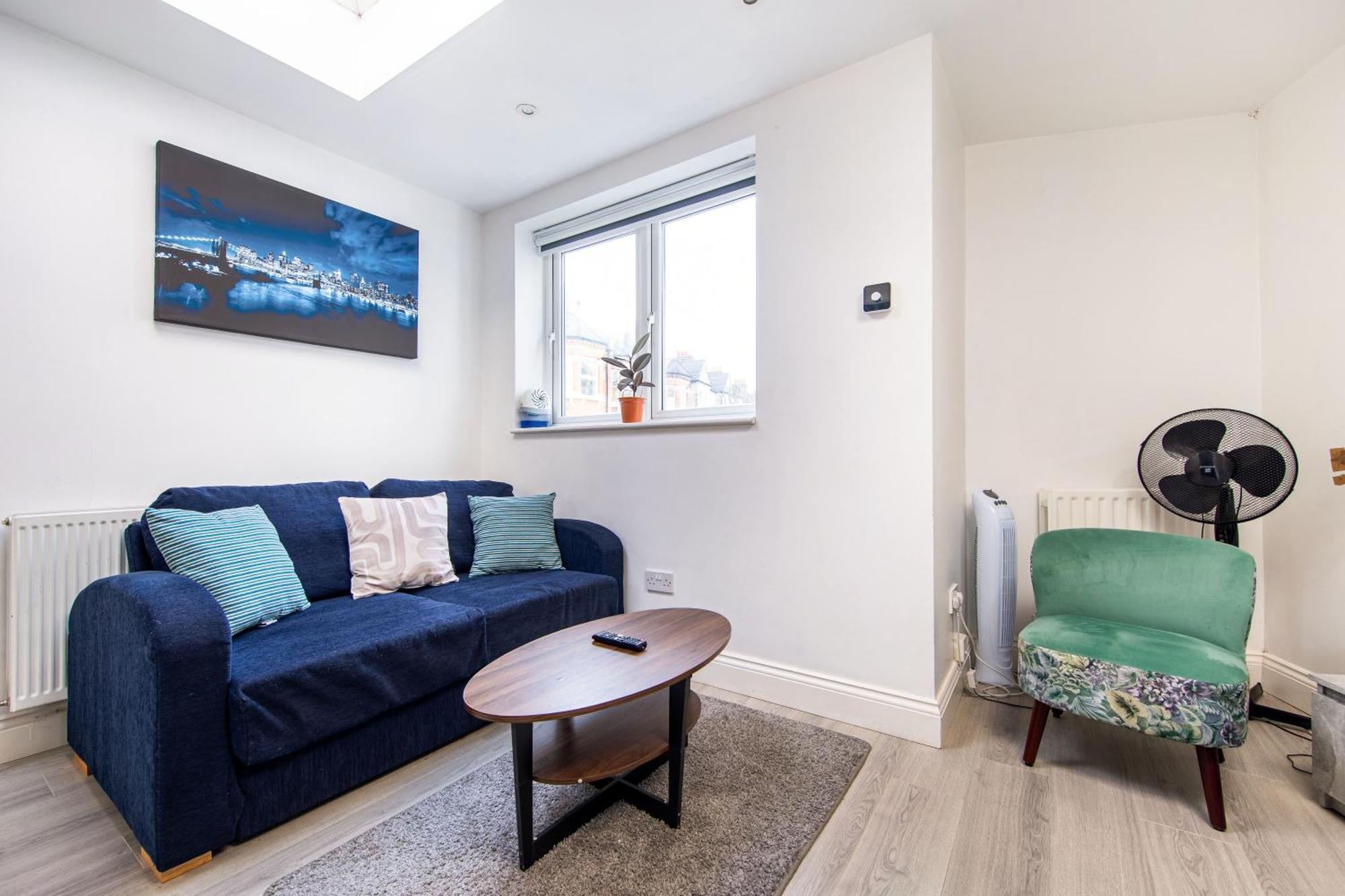 Cosy 1 Bed Apartment With Free Parking Close To Underground Station Zone 2 For Quick Access To Central London Up To 5 Guests Zewnętrze zdjęcie